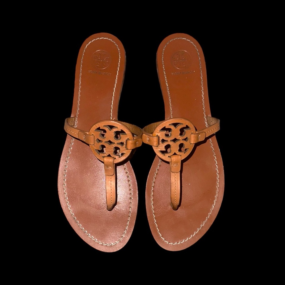 Tory Burch Gabriel Flat Thong Sandals in Royal Tan 8.5
